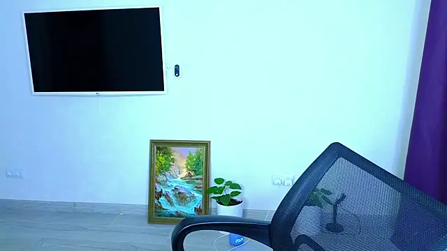  comefeelme  online show from October 27, 5:28 pm