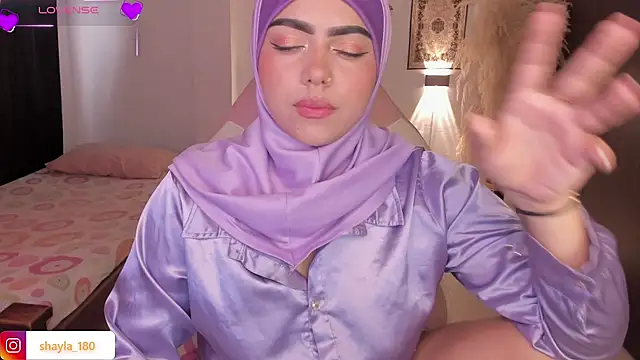 shayla 18 online show from October 11, 7:34 pm