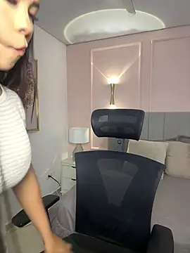 Miss blue69 online show from April 7, 1:28 am