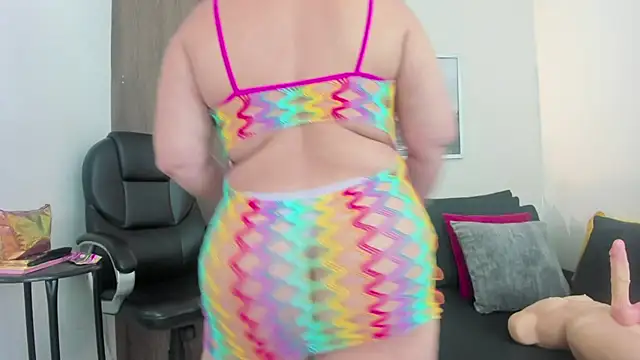 Cheryl JONES online show from November 21, 7:29 am