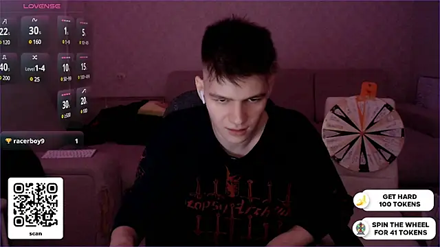 Snapshot of dantebigboi300 chatting on December 18, 10:35 pm dantebigboi300 online show from December 18, 10:35 pm