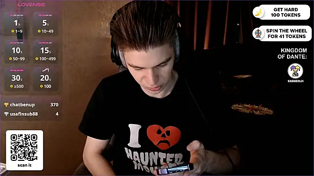 Snapshot of dantebigboi300 chatting on February 20, 11:21 pm dantebigboi300 online show from February 20, 11:21 pm
