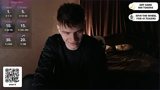 Snapshot of dantebigboi300 chatting on February 22, 7:25 pm dantebigboi300 online show from February 22, 7:25 pm
