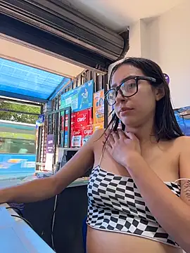  alabina  online show from February 18, 2:35 pm