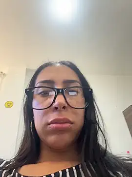  alabina  online show from March 25, 5:19 pm