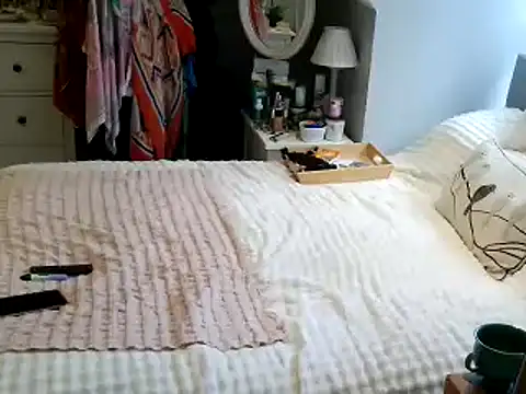 Snapshot of MaggieMoonxxx chatting on May 12, 1:52 pm MaggieMoonxxx online show from May 12, 1:52 pm