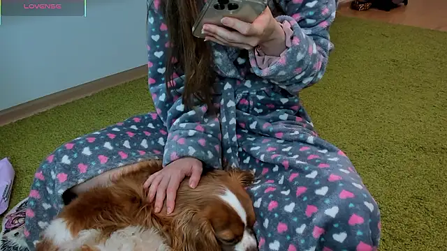 Snapshot of Peggy_Beauty chatting on February 15, 5:20 pm Peggy Beauty online show from February 15, 5:20 pm