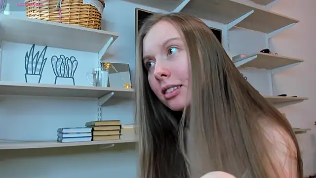 Snapshot of Peggy_Beauty chatting on February 21, 10:11 pm Peggy Beauty online show from February 21, 10:11 pm