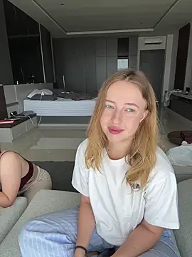 Nura n Sarah online show from October 9, 4:10 am