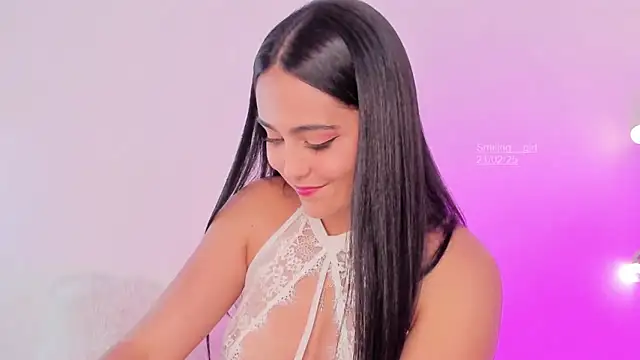 Snapshot of smiling__girl2 chatting on February 22, 1:11 am smiling girl2 online show from February 22, 1:11 am