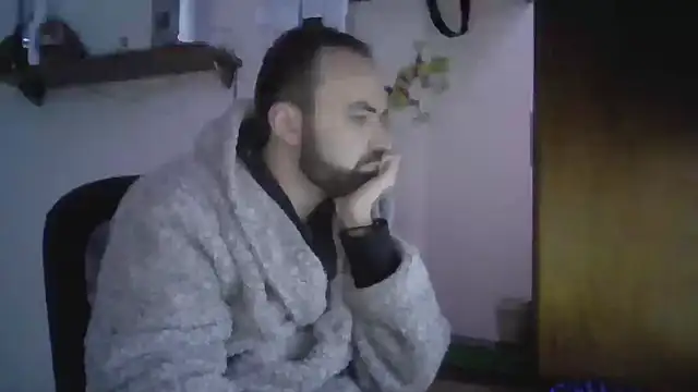 joaodias 97 online show from December 5, 9:50 pm