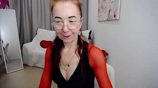 MrnMs Smith online show from February 17, 11:44 am