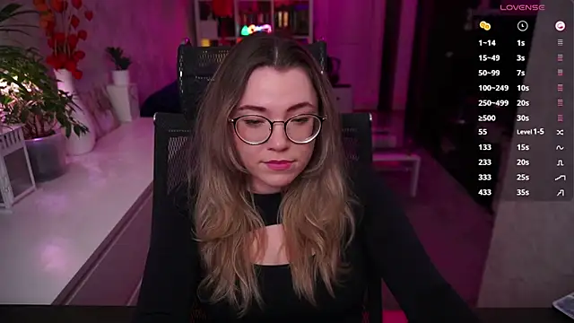 RemyCute online show from February 19, 4:03 pm