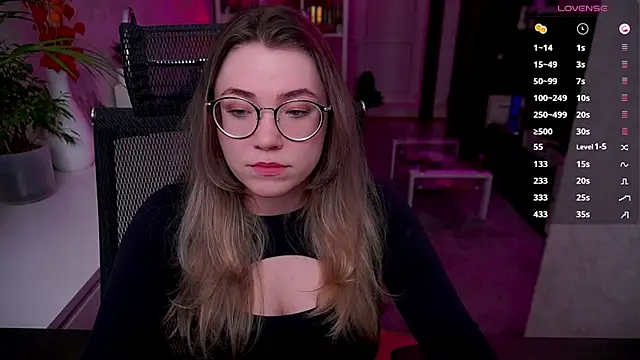 RemyCute online show from April 10, 9:08 pm