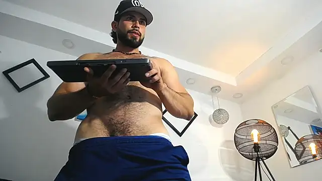 Snapshot of jake_skye chatting on July 3, 12:39 am jake skye online show from July 3, 12:39 am