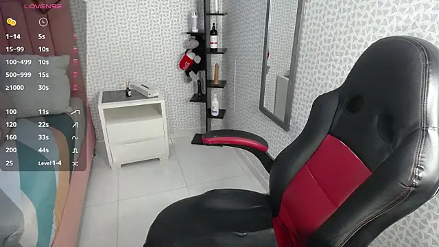 tianapiket online show from October 9, 7:01 pm