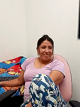 nammy  dirtyhott online show from February 7, 5:38 pm