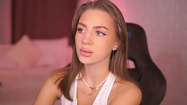 Snapshot of MaryHillty chatting on November 11, 5:13 pm MaryHillty online show from November 11, 5:13 pm