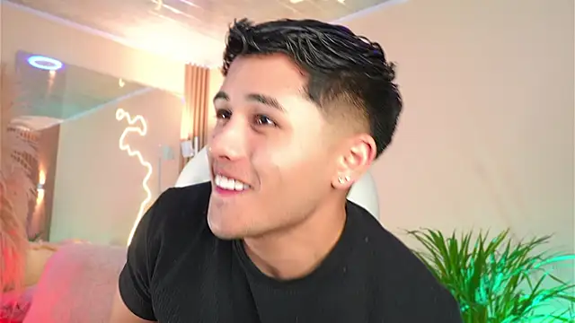 MatiasKorn online show from April 9, 6:19 am