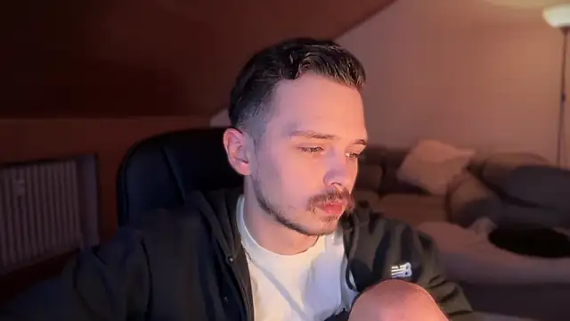 naked psy online show from February 7, 4:06 am