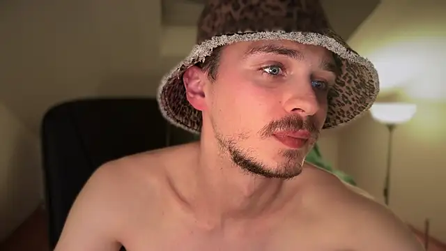 naked psy online show from March 10, 10:34 pm