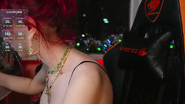 BlueCherryy online show from December 16, 6:35 pm