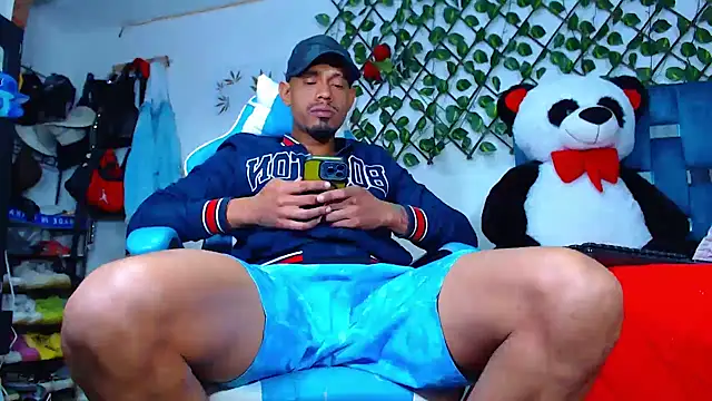 black latin23cm online show from October 24, 11:34 pm