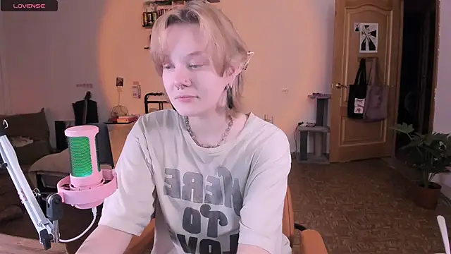 cyber whore  online show from March 26, 4:56 pm