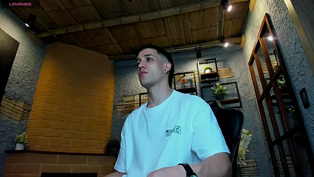 alexgiraldo  online show from January 22, 11:12 am