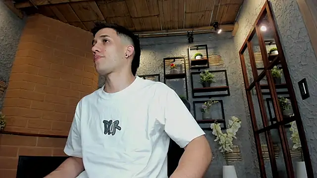 alexgiraldo  online show from January 24, 11:26 am