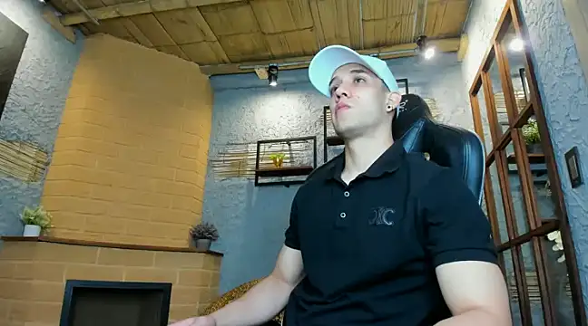 alexgiraldo  online show from March 7, 11:18 am