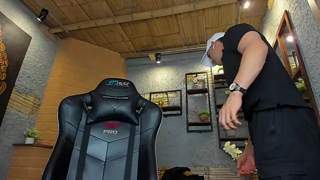 alexgiraldo  online show from March 7, 6:00 pm