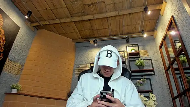 alexgiraldo  online show from March 9, 2:43 pm