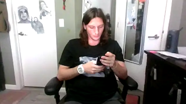 Edgeof26 online show from February 14, 8:05 pm