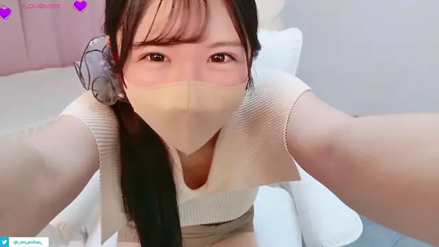 anchan  online show from June 3, 1:03 pm
