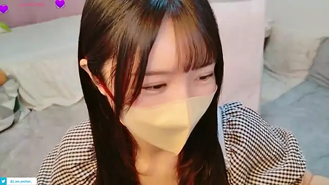 Snapshot of anchan_ chatting on July 4, 12:55 pm anchan online show from July 4, 12:55 pm