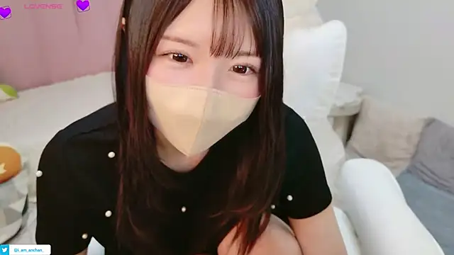 Snapshot of anchan_ chatting on July 6, 1:19 pm anchan online show from July 6, 1:19 pm