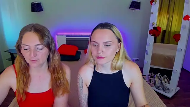 Snapshot of MagicEyess chatting on June 21, 6:27 am MagicEyess online show from June 21, 6:27 am