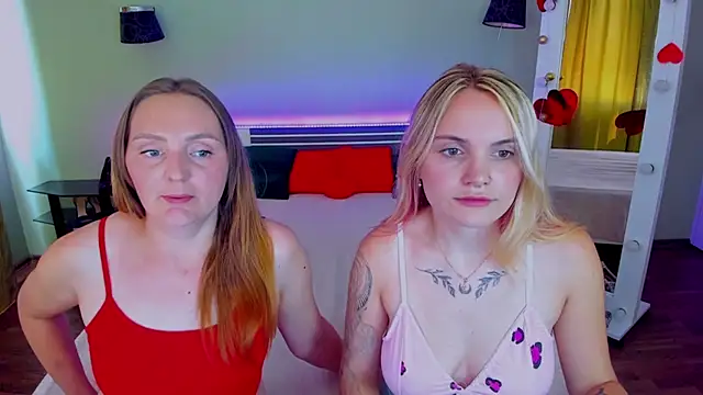 Snapshot of MagicEyess chatting on July 19, 9:35 am MagicEyess online show from July 19, 9:35 am