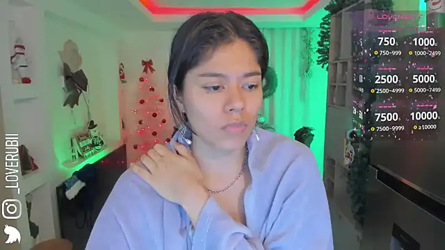 loverubii online show from December 5, 4:54 am