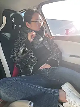 Snapshot of Asiantina@xh chatting on March 3, 8:05 am Asiantinaxh online show from March 3, 8:05 am