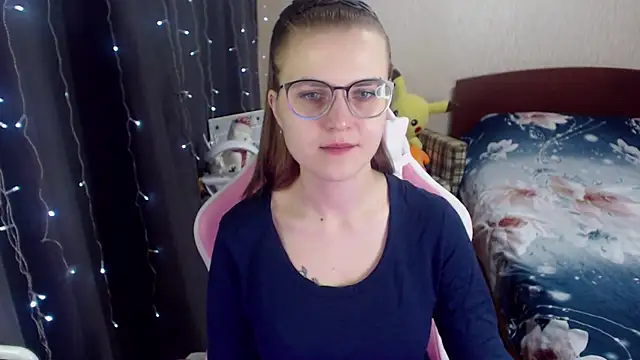 MissBrightShine online show from January 10, 9:34 am
