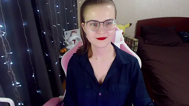 MissBrightShine online show from January 19, 4:57 pm