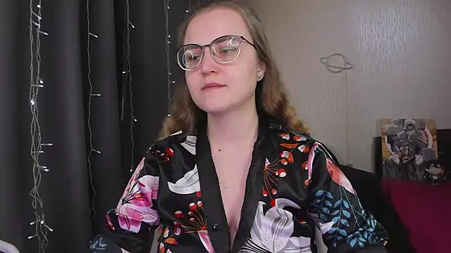 MissBrightShine online show from February 20, 11:22 am