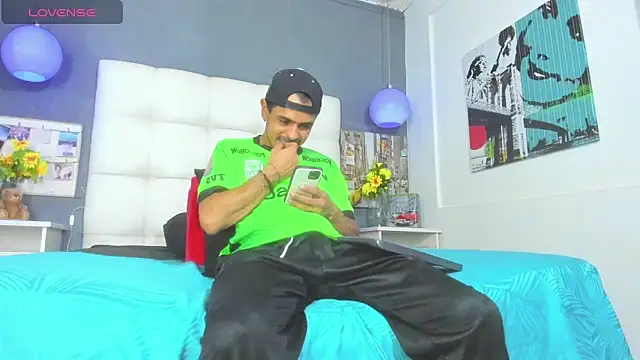 Snapshot of steffanxxll chatting on February 9, 9:08 pm steffanxxll online show from February 9, 9:08 pm