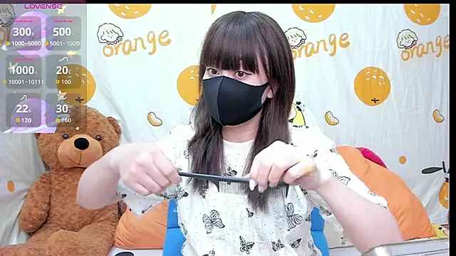 alonelove   online show from October 11, 2:33 am