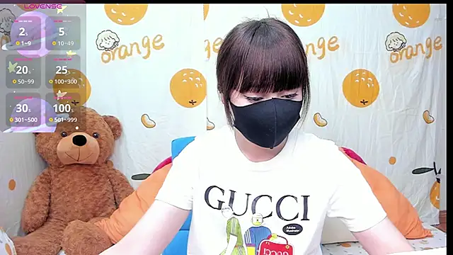 alonelove   online show from October 13, 2:22 am