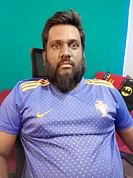 Rayansmith  online show from April 4, 8:17 pm