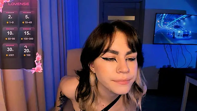 Snapshot of _selectrra chatting on December 18, 6:57 pm  selectrra online show from December 18, 6:57 pm