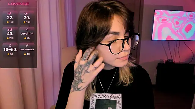 Snapshot of _selectrra chatting on January 14, 12:03 pm  selectrra online show from January 14, 12:03 pm